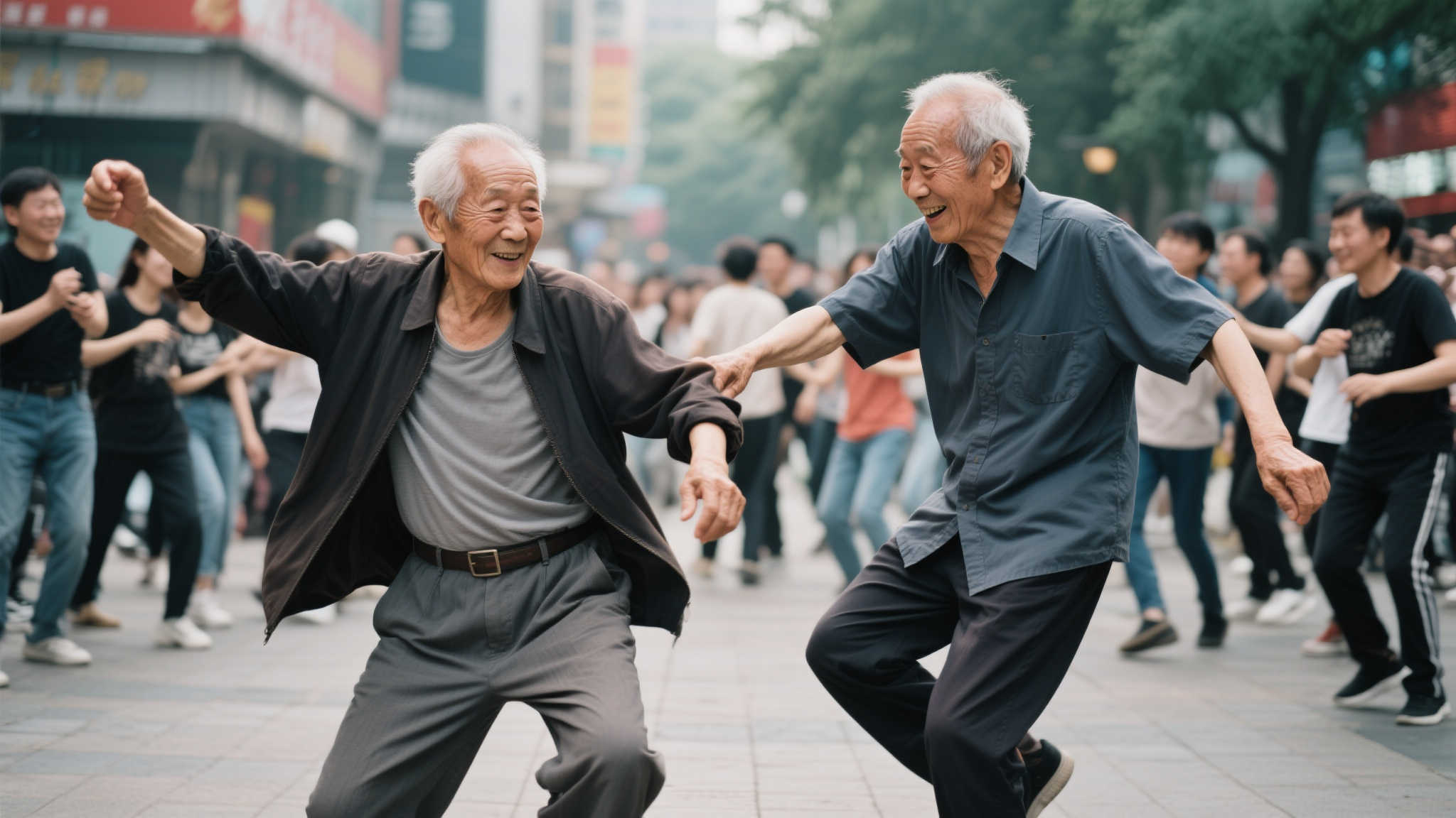 迫使勇士更
